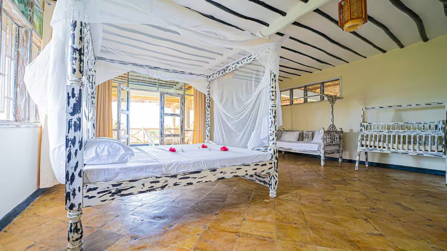 Twin Bedroom